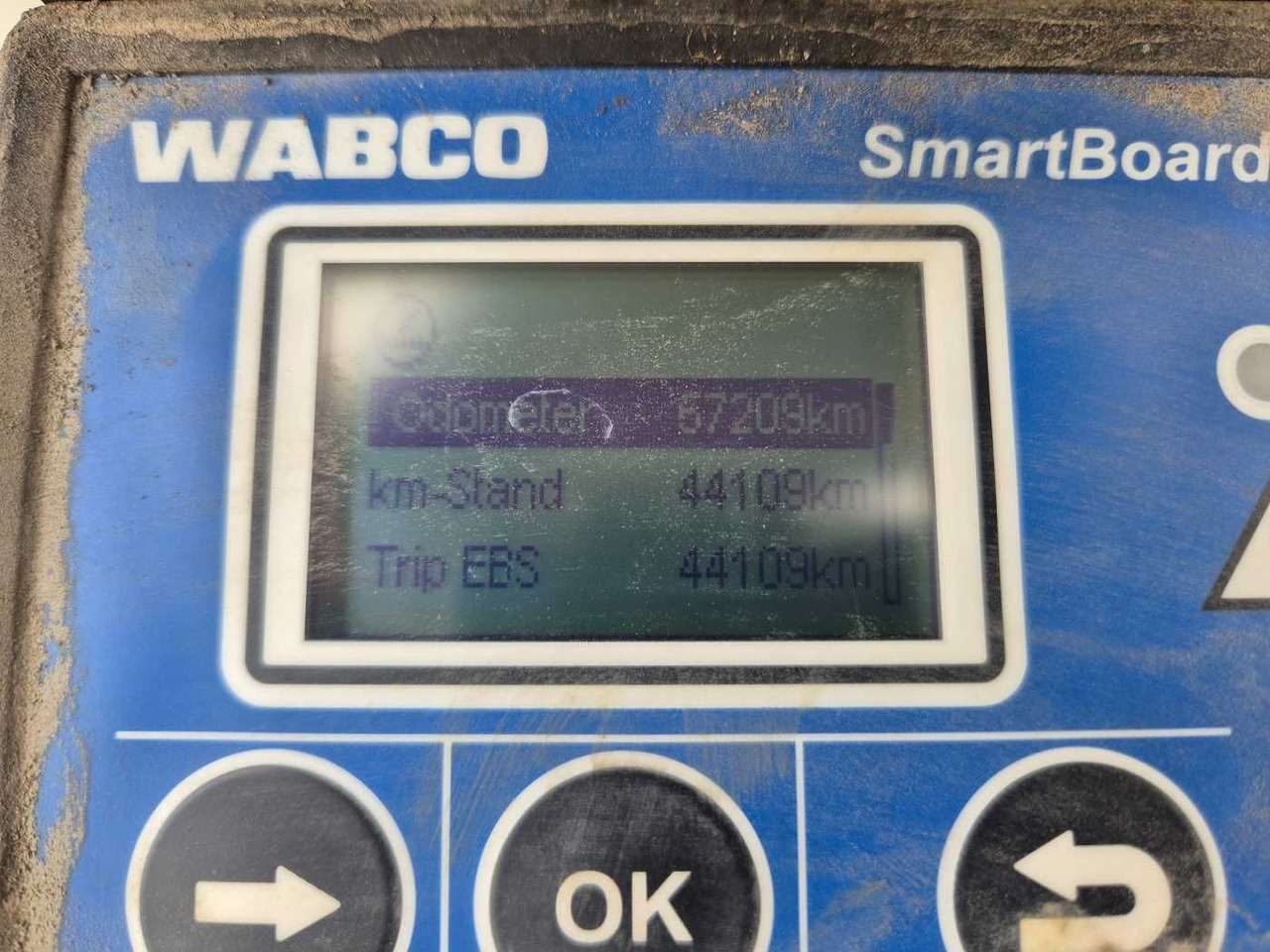 عربة مسطحة منخفضة نصف مقطورة LinTrailers S2A 14 LSDN Teleskopierbar BPW-Achsen 57.000km: صور 14