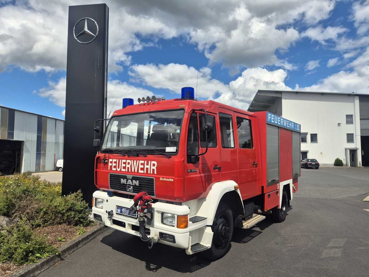MAN 14.224 4x4 TLF 16/29 Tanklöschfahrzeug Feuerwehr - شاحنة: صور 1 MAN 14.224 4x4 TLF 16/29 Tanklöschfahrzeug Feuerwehr - شاحنة: صور 1