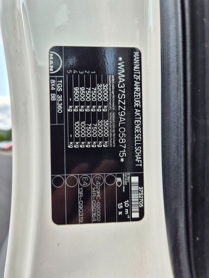 شاحنة كرين MAN TGS 35.360 8x4 BB Gormach 91000 TECH Funk: صور 29 شاحنة كرين MAN TGS 35.360 8x4 BB Gormach 91000 TECH Funk: صور 29