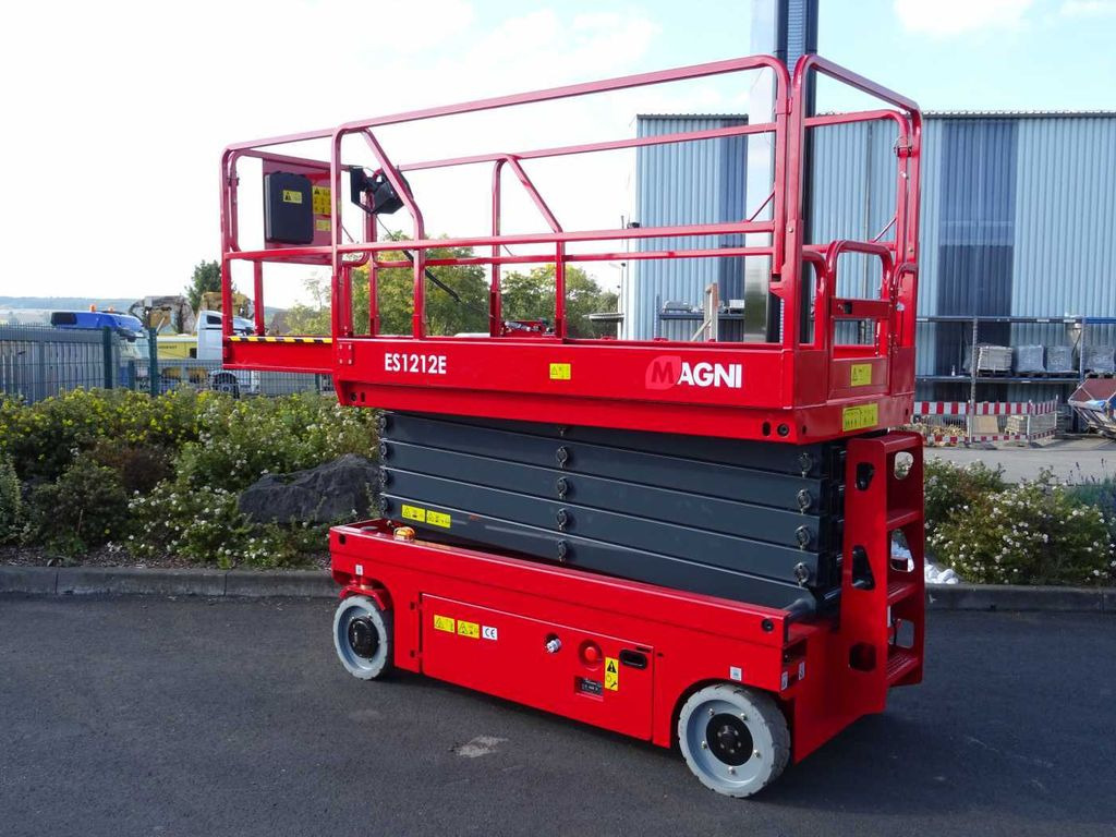 Magni ES1212E Scherenbühne // 12m Arbeitshöhe - رافعات مقصية: صور 5 Magni ES1212E Scherenbühne // 12m Arbeitshöhe - رافعات مقصية: صور 5