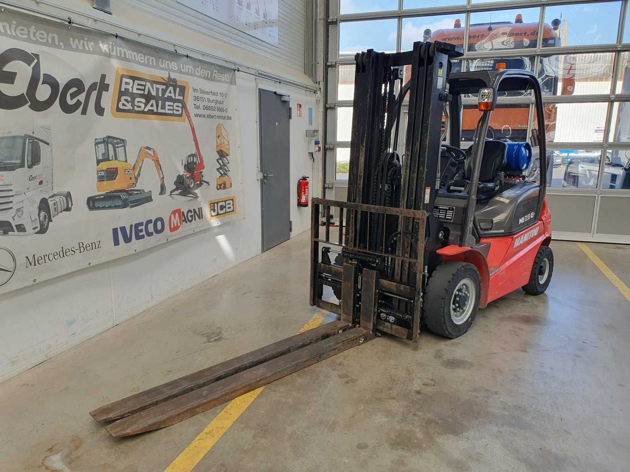 Manitou MI 25 G / Triplex: 4.70m / nur 1.976h! / SS - رافعة شوكية تعمل بالغاز: صور 4 Manitou MI 25 G / Triplex: 4.70m / nur 1.976h! / SS - رافعة شوكية تعمل بالغاز: صور 4