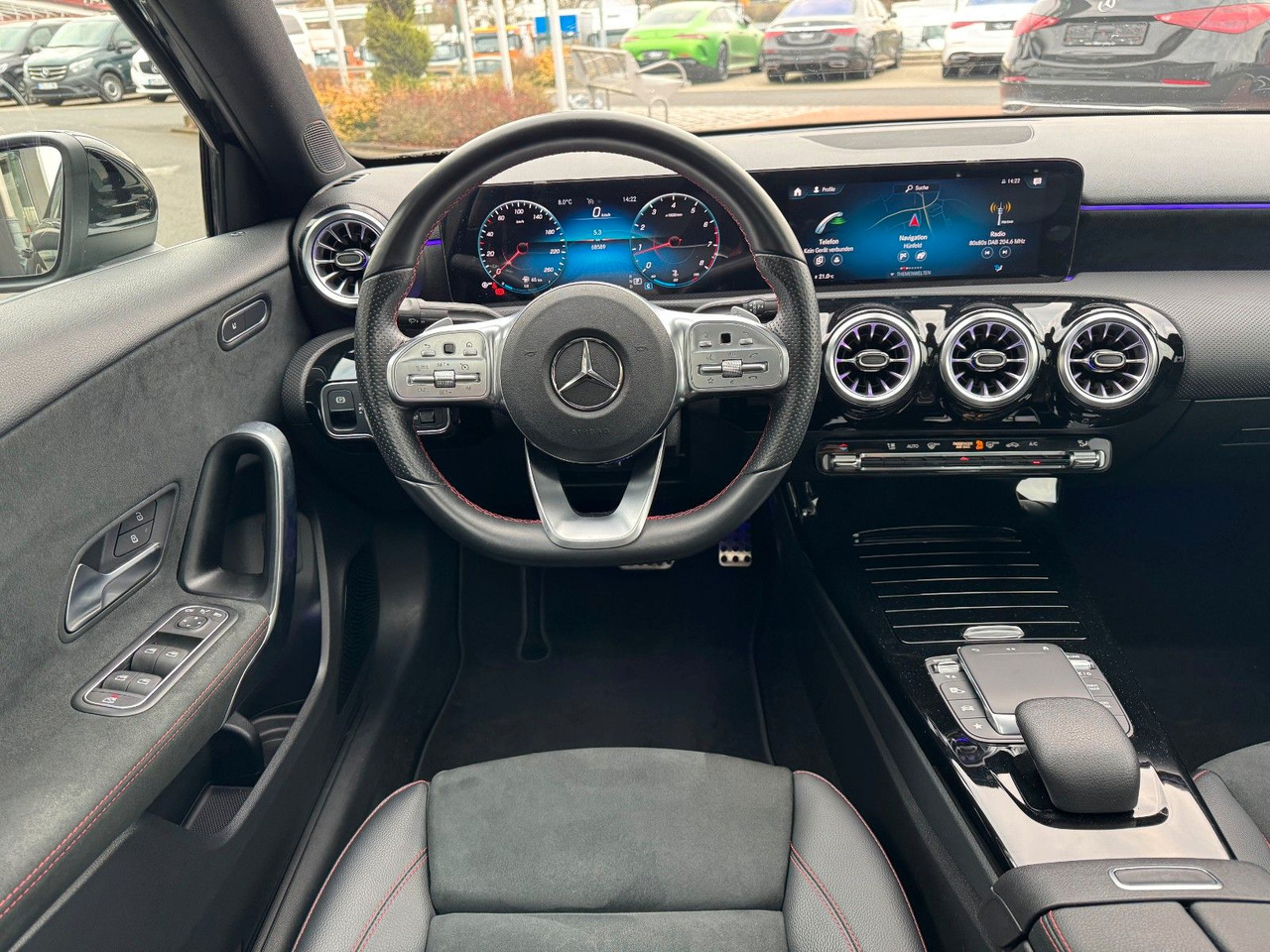 تأجير Mercedes-Benz A 200 AMG 19"+Ambiente+R-Kamera+Pano+LED+MBUX Mercedes-Benz A 200 AMG 19"+Ambiente+R-Kamera+Pano+LED+MBUX: صور 16 تأجير Mercedes-Benz A 200 AMG 19"+Ambiente+R-Kamera+Pano+LED+MBUX Mercedes-Benz A 200 AMG 19"+Ambiente+R-Kamera+Pano+LED+MBUX: صور 16