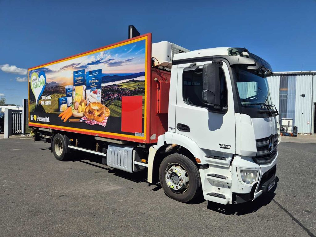 Mercedes-Benz Antos 1830 LL 4x2 Ladebordwand Carrier Supra 750 - شاحنات الحاويات/ جسم علوي قابل للتغيير شاحنة: صور 3 Mercedes-Benz Antos 1830 LL 4x2 Ladebordwand Carrier Supra 750 - شاحنات الحاويات/ جسم علوي قابل للتغيير شاحنة: صور 3