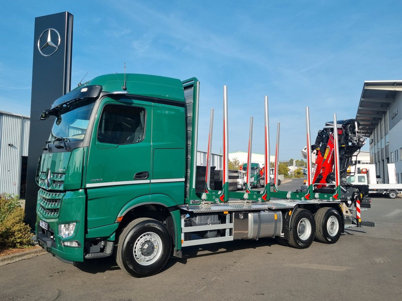 Mercedes-Benz Arocs 2551 L 6x2/4 HAD Palfinger Epsilon TZ12 - شاحنة قطع الأشجار, شاحنة كرين: صور 2 Mercedes-Benz Arocs 2551 L 6x2/4 HAD Palfinger Epsilon TZ12 - شاحنة قطع الأشجار, شاحنة كرين: صور 2