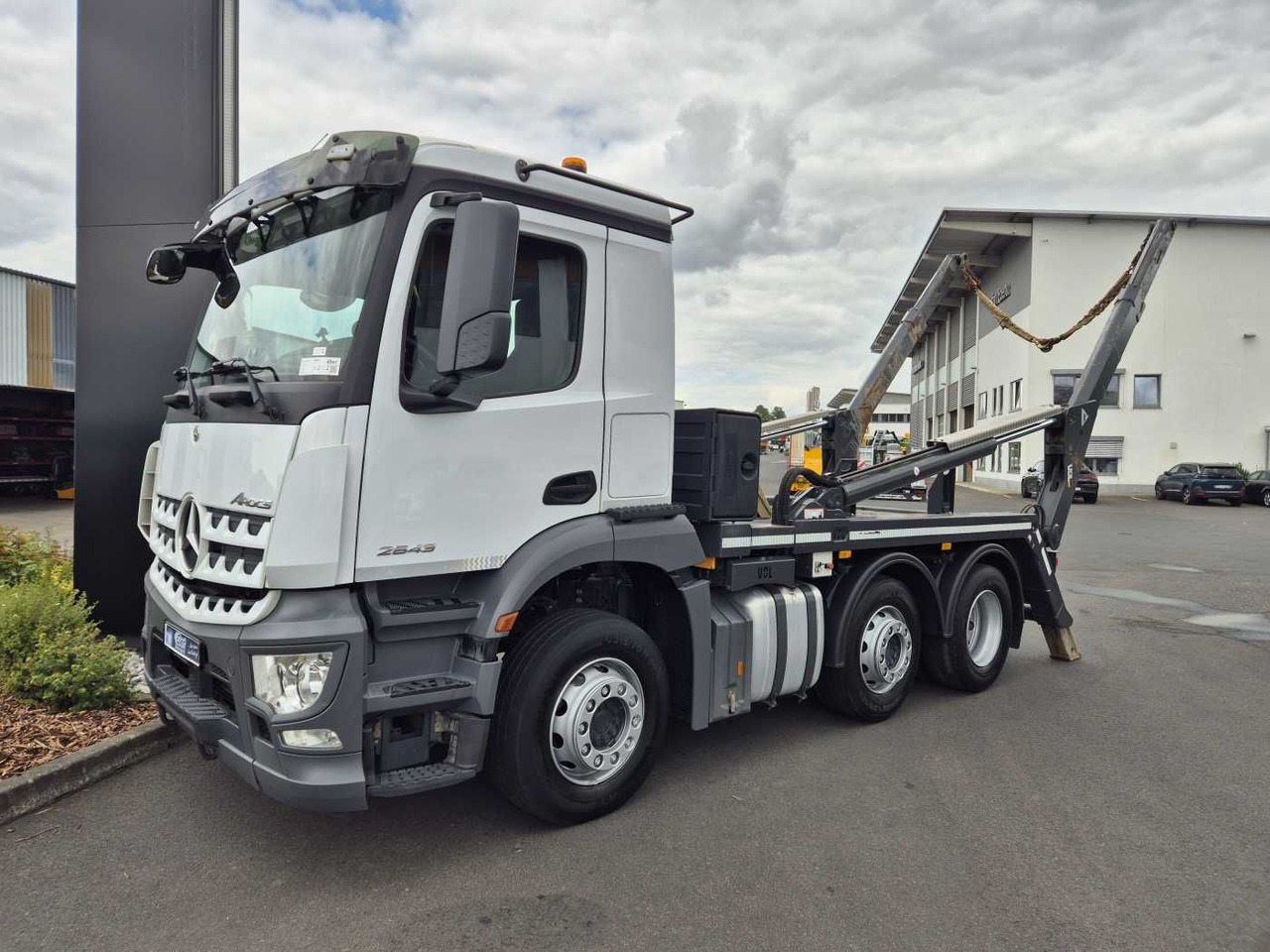 Mercedes-Benz Arocs 2643 L 6x2/4 VDL AHK Funk Vorlaufachse - قلابات: صور 2 Mercedes-Benz Arocs 2643 L 6x2/4 VDL AHK Funk Vorlaufachse - قلابات: صور 2