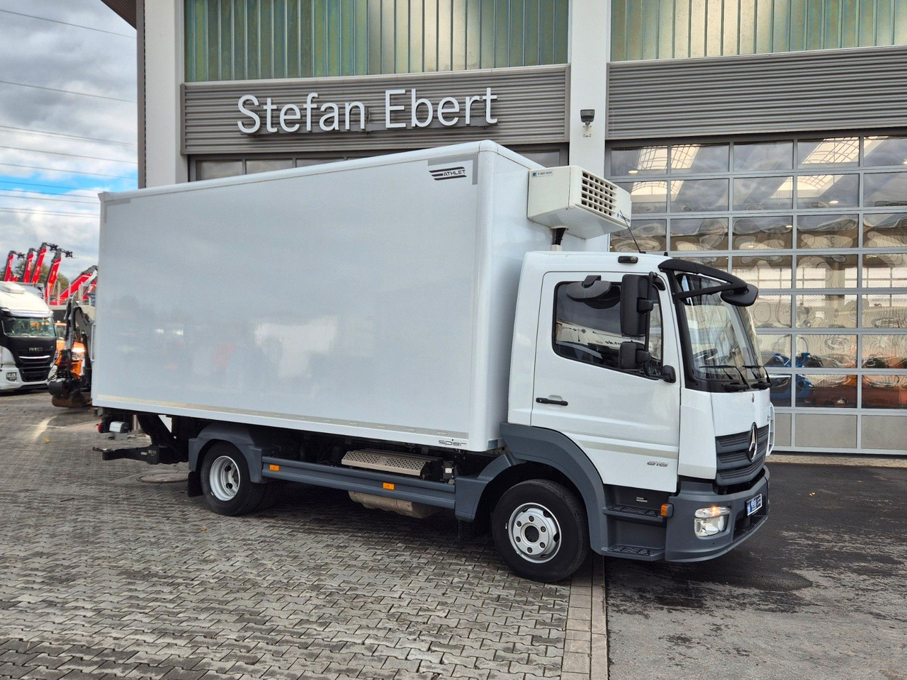 Mercedes-Benz Atego 818 L 4x2 LBW ThermoKing V-600 - الشاحنات الصغيرة المبردة: صور 4 Mercedes-Benz Atego 818 L 4x2 LBW ThermoKing V-600 - الشاحنات الصغيرة المبردة: صور 4