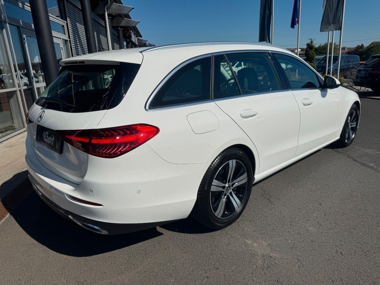 Mercedes-Benz C 180 T Avantgarde+AHK+Memory+Ambiente+TotW - سيارة ستيشن: صور 4 Mercedes-Benz C 180 T Avantgarde+AHK+Memory+Ambiente+TotW - سيارة ستيشن: صور 4