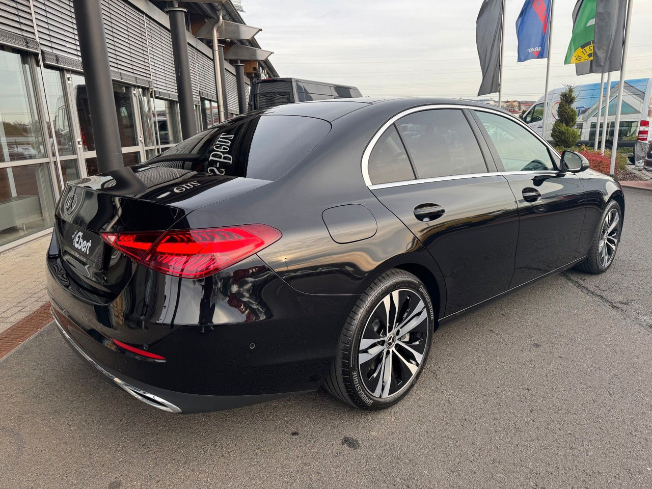 Mercedes-Benz C 220d Avantgarde+Pano+HUD+RFK+TotW+AmbiPrem - سيدان: صور 5 Mercedes-Benz C 220d Avantgarde+Pano+HUD+RFK+TotW+AmbiPrem - سيدان: صور 5