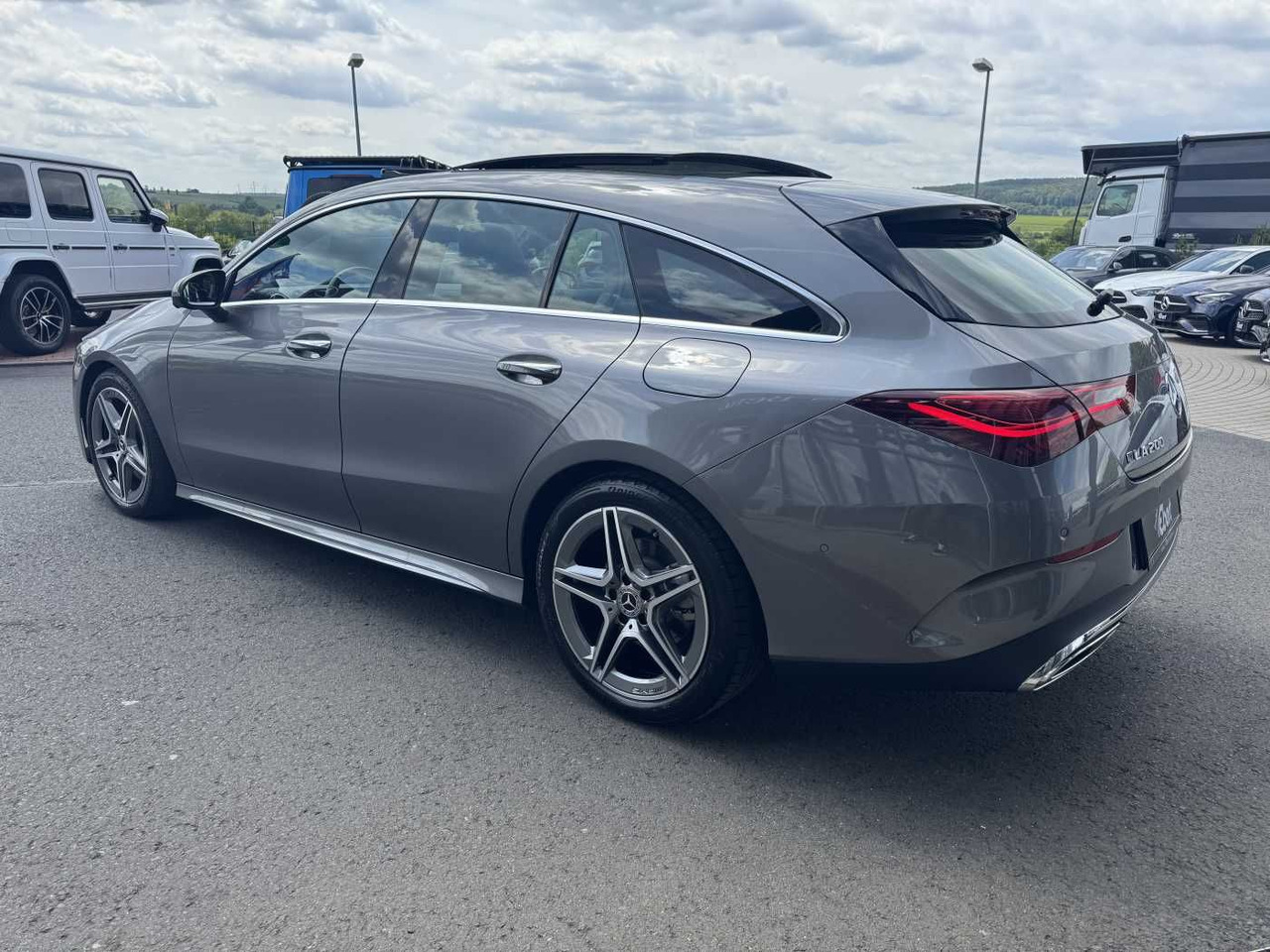Mercedes-Benz CLA 200 AMG+Pano+MultiBeam+DistrPro+HUD+360 - سيارة: صور 3 Mercedes-Benz CLA 200 AMG+Pano+MultiBeam+DistrPro+HUD+360 - سيارة: صور 3