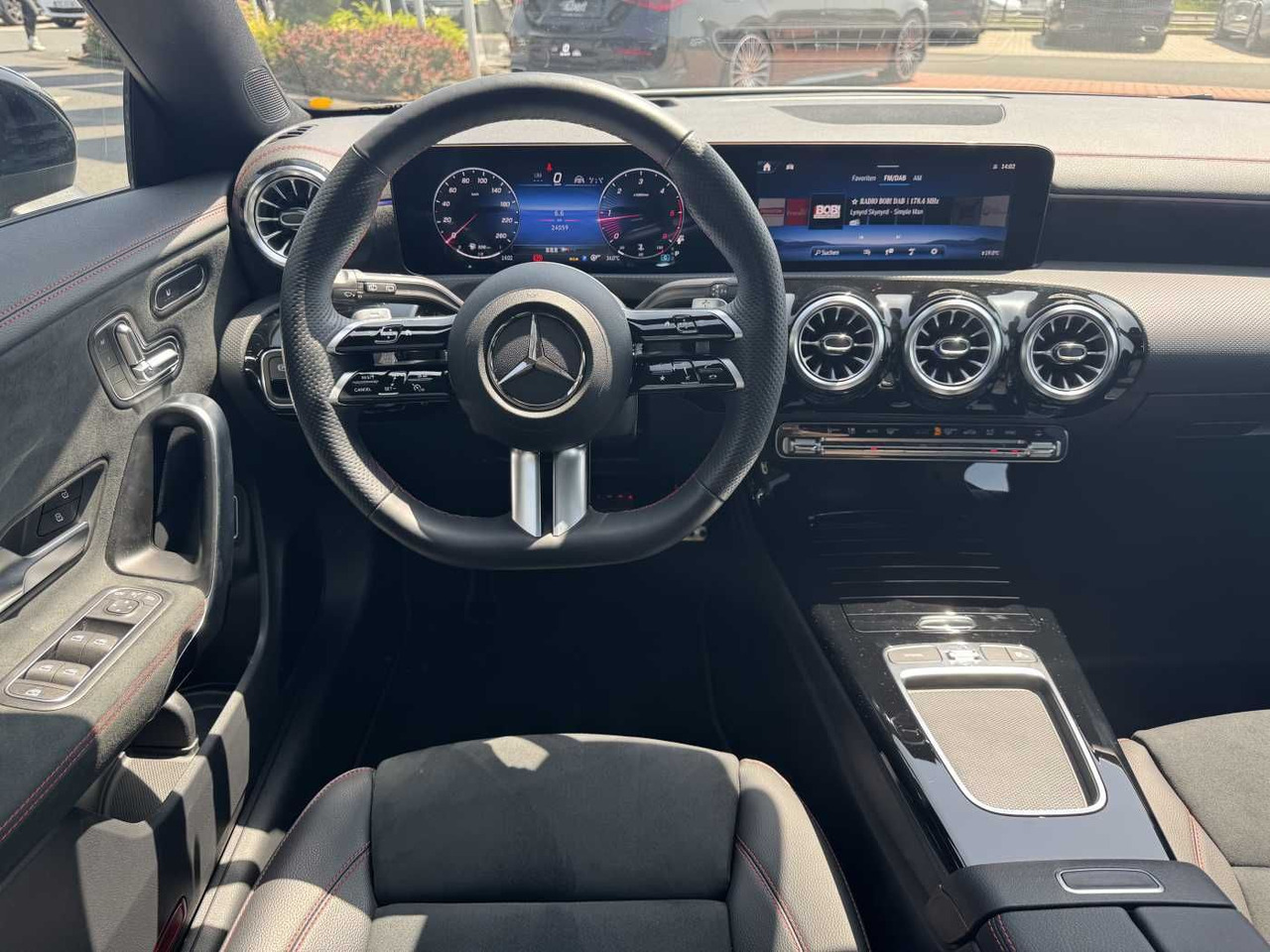 سيارة Mercedes-Benz CLA 220d Shooting Brake AMG+Pano+Distr+AHK+uvm.: صور 12