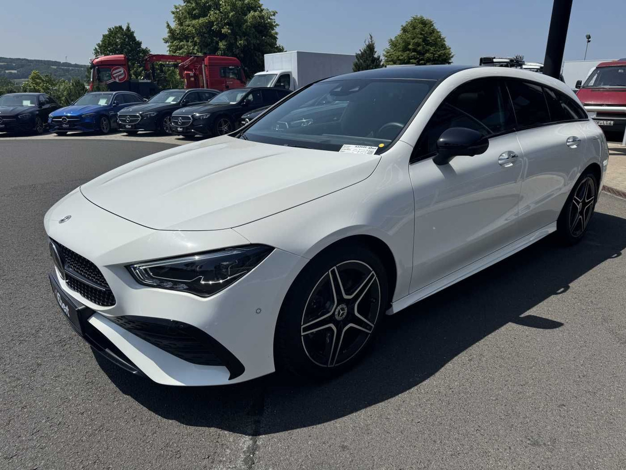 Mercedes-Benz CLA 220d Shooting Brake AMG+Pano+Distr+AHK+uvm. - سيارة ستيشن: صور 2 Mercedes-Benz CLA 220d Shooting Brake AMG+Pano+Distr+AHK+uvm. - سيارة ستيشن: صور 2