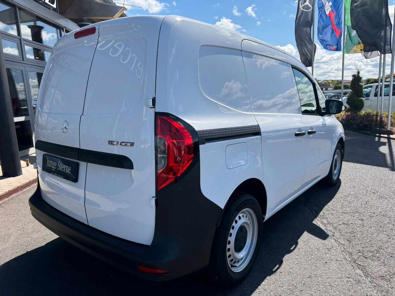 Mercedes-Benz Citan 110 CDI Klima Navi Tempomat - فان: صور 4 Mercedes-Benz Citan 110 CDI Klima Navi Tempomat - فان: صور 4