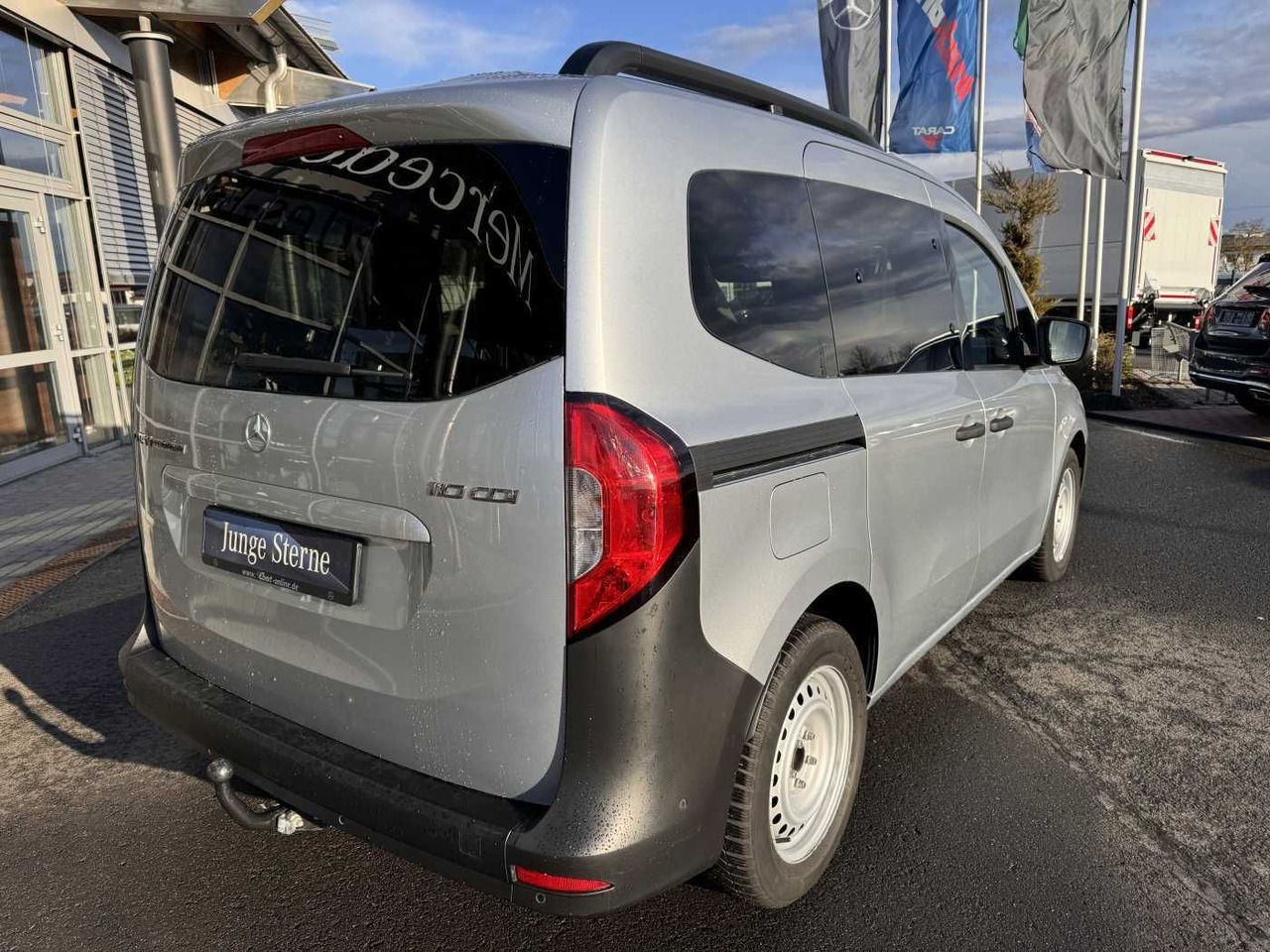 Mercedes-Benz Citan 110 CDI Tourer Klima AHK Kamera MBUX Tempo - ميكروباص: صور 4 Mercedes-Benz Citan 110 CDI Tourer Klima AHK Kamera MBUX Tempo - ميكروباص: صور 4