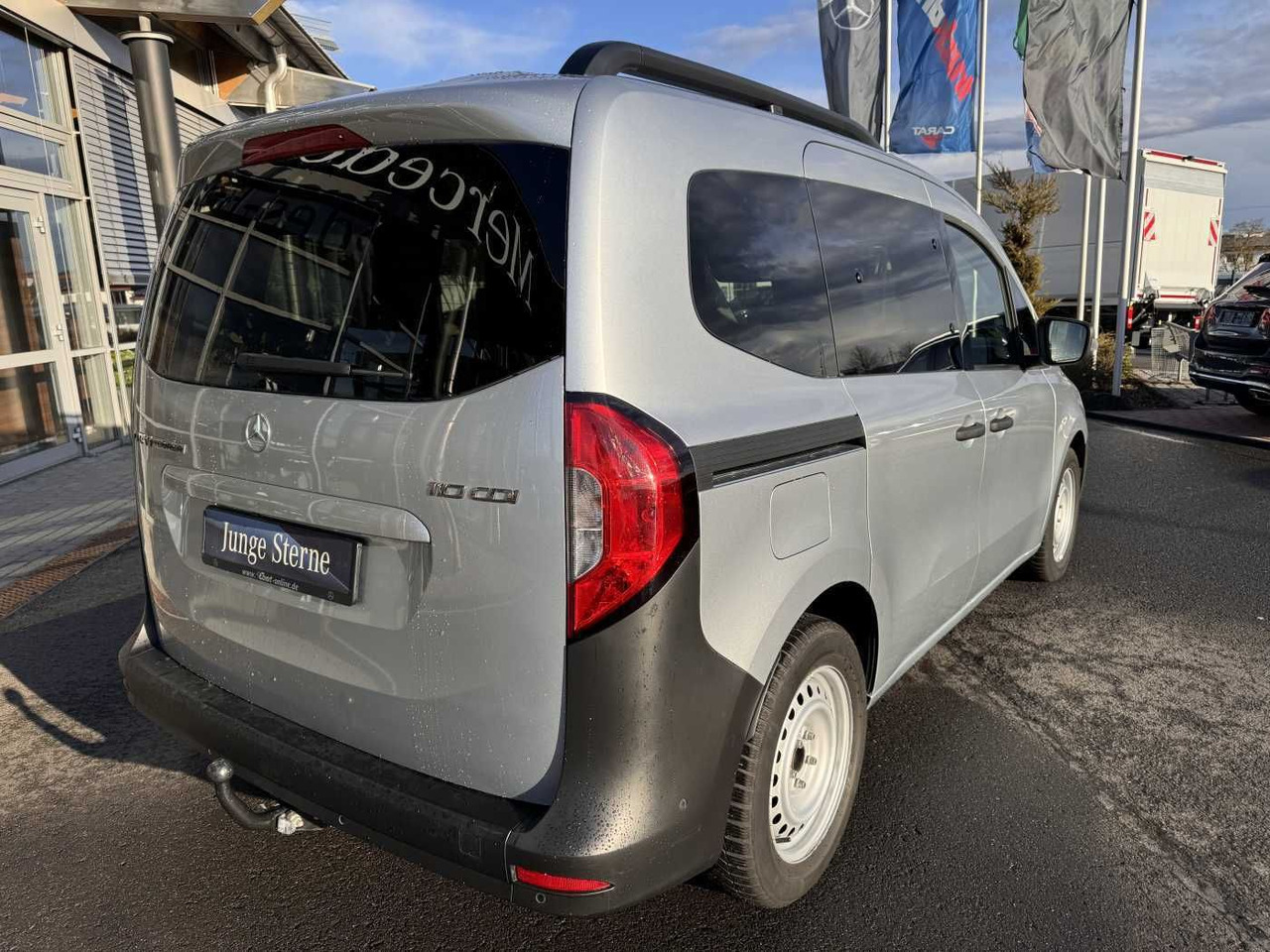 Mercedes-Benz Citan 110 CDI Tourer Klima AHK Kamera MBUX Tempo - سيارة ستيشن: صور 4 Mercedes-Benz Citan 110 CDI Tourer Klima AHK Kamera MBUX Tempo - سيارة ستيشن: صور 4