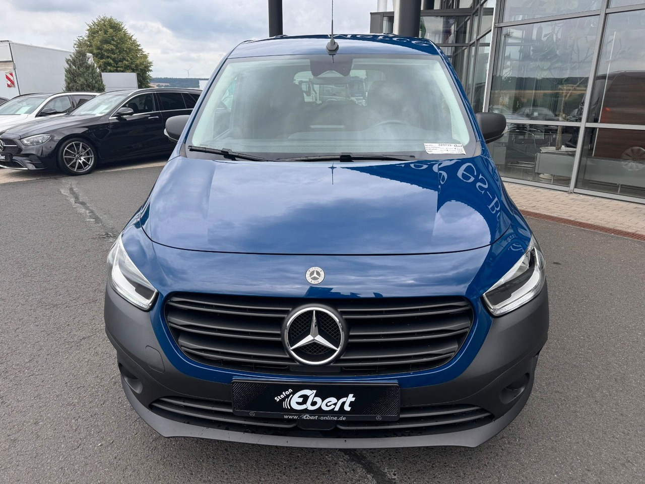 Mercedes-Benz Citan 113 Tourer Klimaautomatik AK Kamera MBUX - ميكروباص: صور 2 Mercedes-Benz Citan 113 Tourer Klimaautomatik AK Kamera MBUX - ميكروباص: صور 2