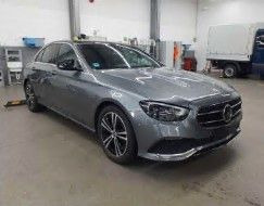 Mercedes-Benz E 220d Avantgarde+DistrPlus+Pano+AHK+Ambiente+ - سيدان: صور 2 Mercedes-Benz E 220d Avantgarde+DistrPlus+Pano+AHK+Ambiente+ - سيدان: صور 2