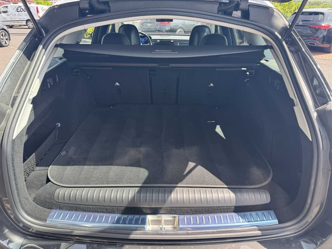 سيارة ستيشن Mercedes-Benz E 300de T AHK+Burm4D+Distr+Memory+360: صور 6