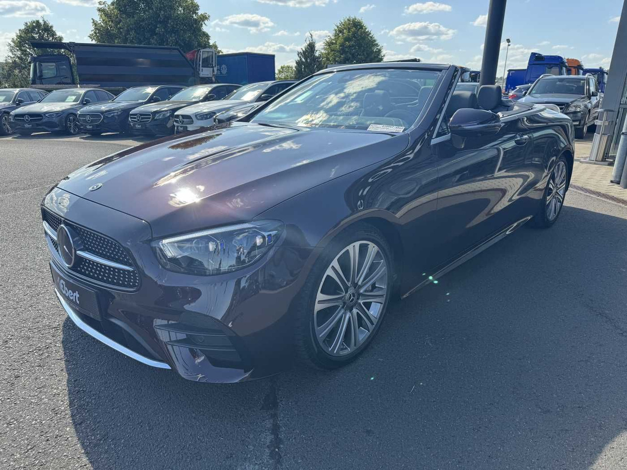 Mercedes-Benz E 400d Cabrio VOLL+AMG+Massage+Distr+Burm - سيارة: صور 2 Mercedes-Benz E 400d Cabrio VOLL+AMG+Massage+Distr+Burm - سيارة: صور 2