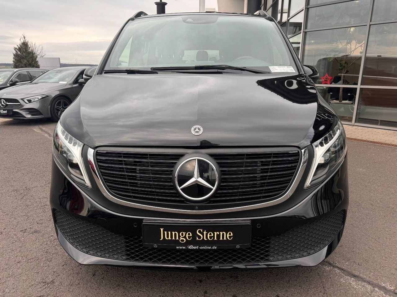 Mercedes-Benz EQV 300 AVANTGARDE 360Kamera DISTRONIC Leder - سيارة ستيشن: صور 2 Mercedes-Benz EQV 300 AVANTGARDE 360Kamera DISTRONIC Leder - سيارة ستيشن: صور 2