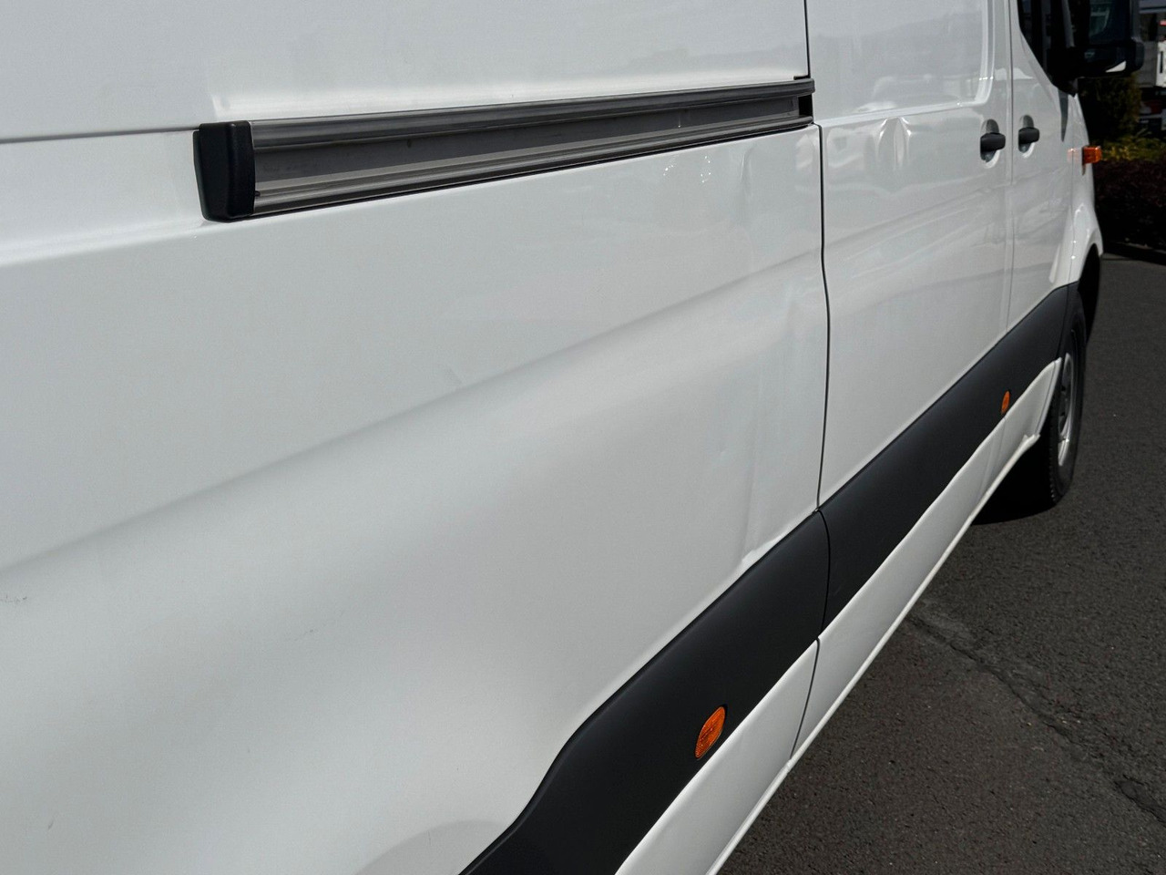 Mercedes-Benz Sprinter 315 CDI 4325 Klima 360 Schwing MBUX SHZ - فان: صور 4 Mercedes-Benz Sprinter 315 CDI 4325 Klima 360 Schwing MBUX SHZ - فان: صور 4