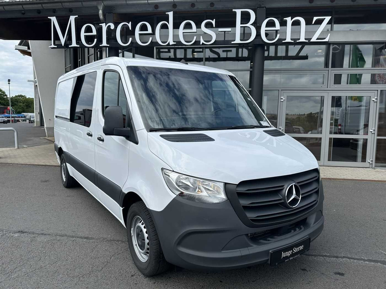 Mercedes-Benz Sprinter 315 CDI DoKa/Mixto AHK3,5t Klima Kamera - ميكروباص, الشاحنات الصغيرة كابينة مزدوجة: صور 1 Mercedes-Benz Sprinter 315 CDI DoKa/Mixto AHK3,5t Klima Kamera - ميكروباص, الشاحنات الصغيرة كابينة مزدوجة: صور 1
