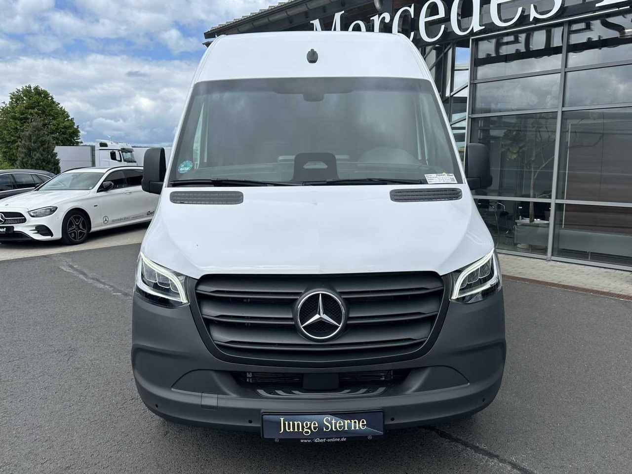 Mercedes-Benz Sprinter 317 CDI 4325 9G Klima 360Kamera LED - فان: صور 2 Mercedes-Benz Sprinter 317 CDI 4325 9G Klima 360Kamera LED - فان: صور 2