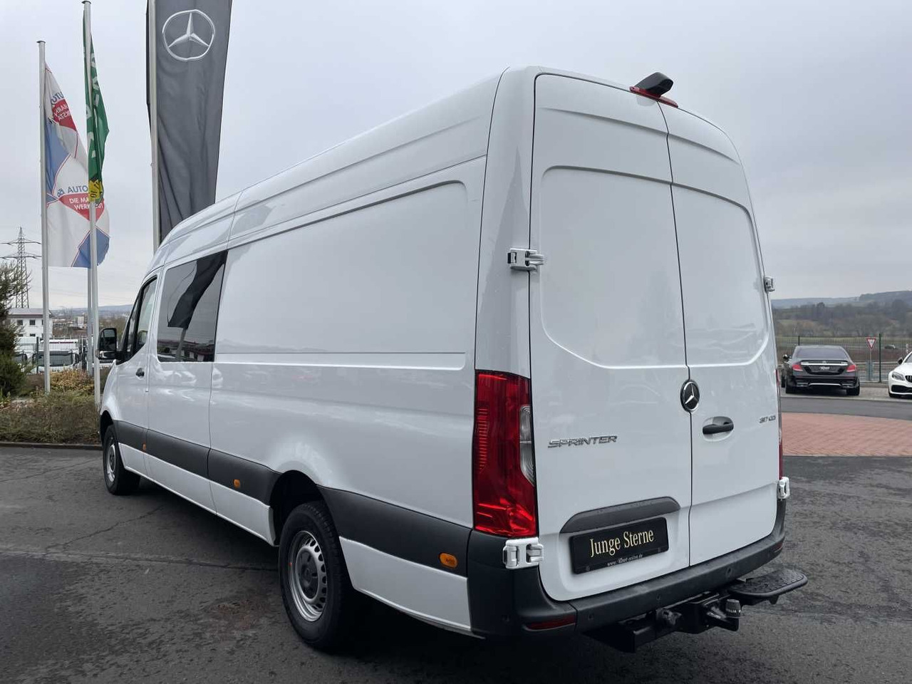 Mercedes-Benz Sprinter 317 CDI DoKa/Mixto Autom AHK3,5 Klima - فان: صور 4 Mercedes-Benz Sprinter 317 CDI DoKa/Mixto Autom AHK3,5 Klima - فان: صور 4