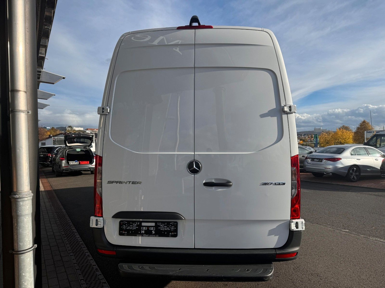 Mercedes-Benz Sprinter 317 CDI Extralang Klima 360 - فان: صور 5 Mercedes-Benz Sprinter 317 CDI Extralang Klima 360 - فان: صور 5