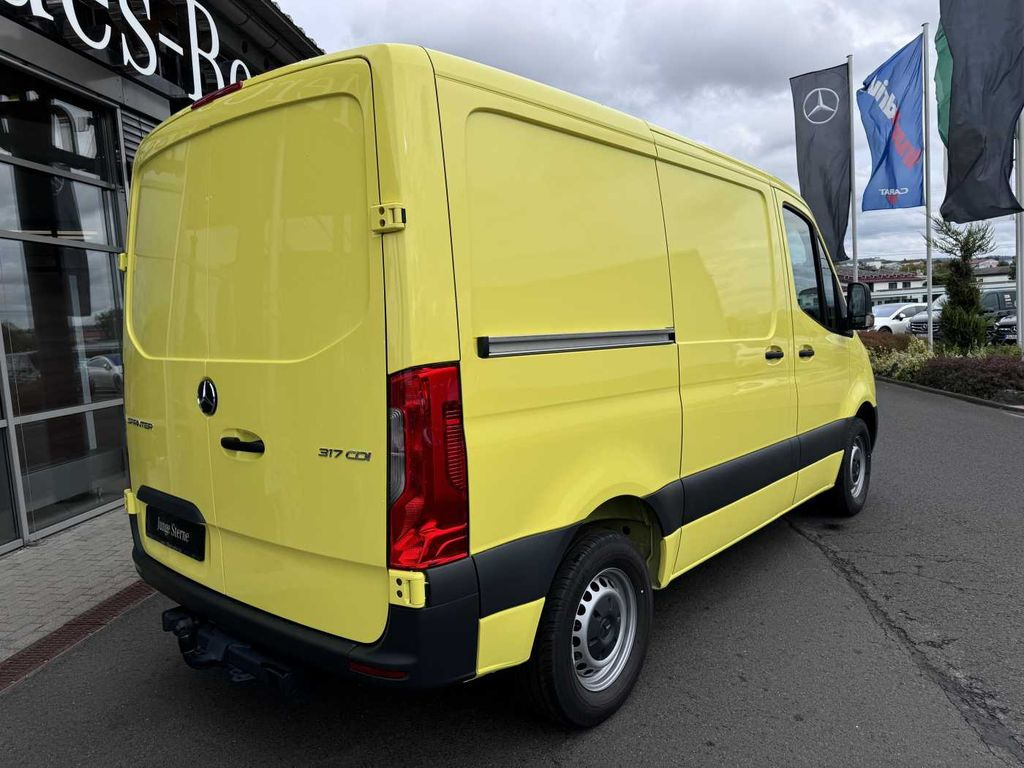 Mercedes-Benz Sprinter 317 CDI Streckenbegleitfahrzeug BF3/BF4 - فان المدمجة: صور 4 Mercedes-Benz Sprinter 317 CDI Streckenbegleitfahrzeug BF3/BF4 - فان المدمجة: صور 4