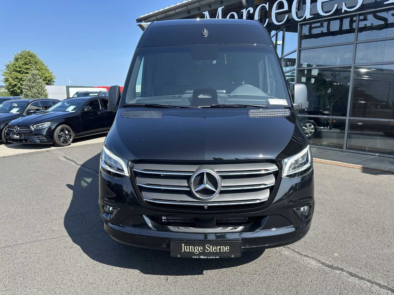Mercedes-Benz Sprinter 319 CDI 4325 AHK DISTRONIC 360 Klima - فان: صور 2 Mercedes-Benz Sprinter 319 CDI 4325 AHK DISTRONIC 360 Klima - فان: صور 2