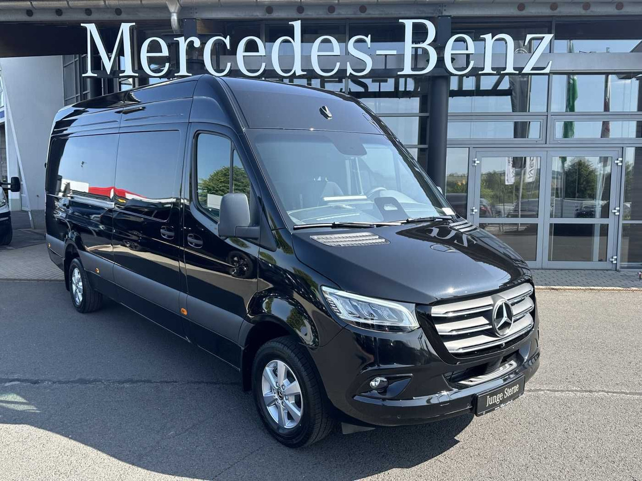 Mercedes-Benz Sprinter 319 CDI 4325 AHK DISTRONIC 360 Klima - فان: صور 1 Mercedes-Benz Sprinter 319 CDI 4325 AHK DISTRONIC 360 Klima - فان: صور 1