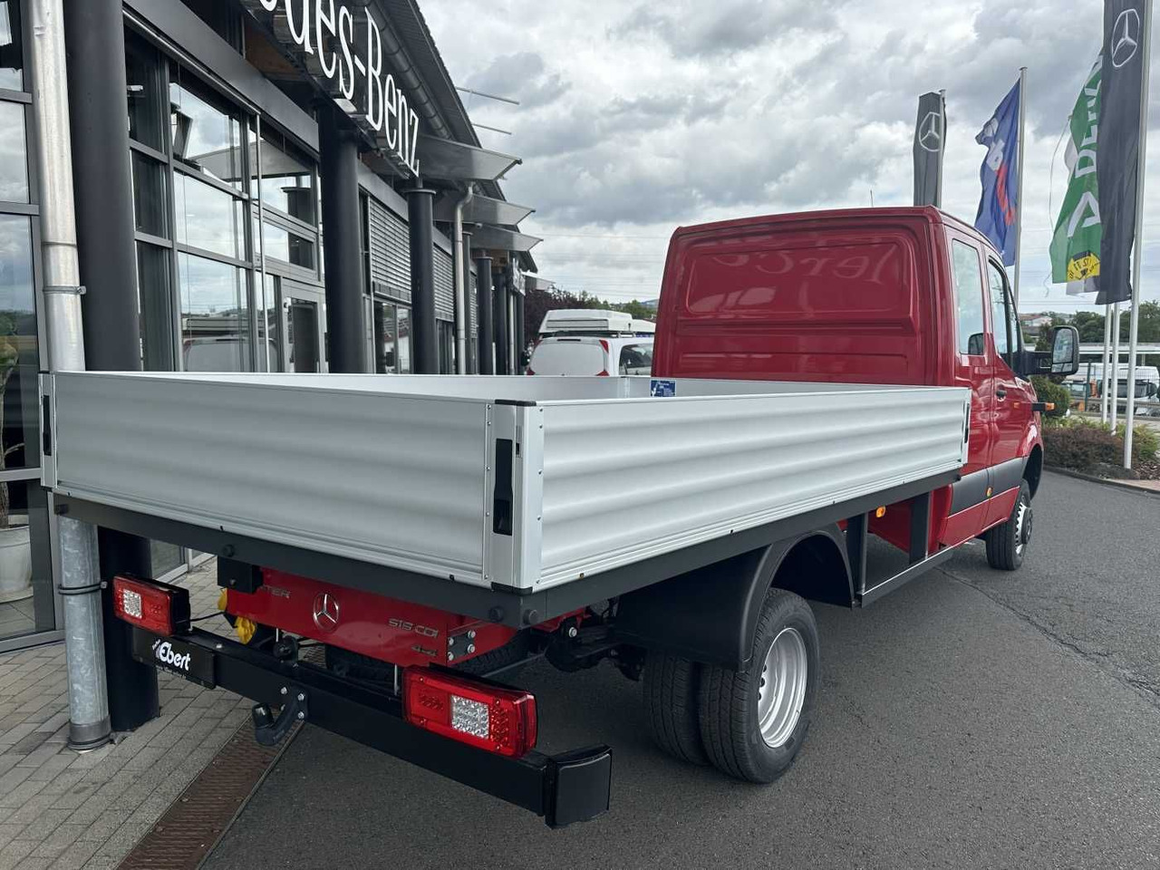Mercedes-Benz Sprinter 519 CDI 4x4 4325 DoKa AHK Klima Kamera - الشاحنات الصغيرة المسطحة, الشاحنات الصغيرة كابينة مزدوجة: صور 4 Mercedes-Benz Sprinter 519 CDI 4x4 4325 DoKa AHK Klima Kamera - الشاحنات الصغيرة المسطحة, الشاحنات الصغيرة كابينة مزدوجة: صور 4