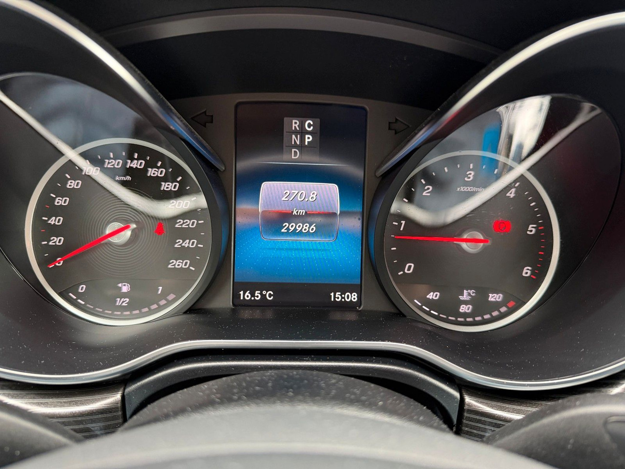 ميكروباص Mercedes-Benz V 250 AVANTGARDE ED AHK Tisch 6Sitze: صور 13 ميكروباص Mercedes-Benz V 250 AVANTGARDE ED AHK Tisch 6Sitze: صور 13