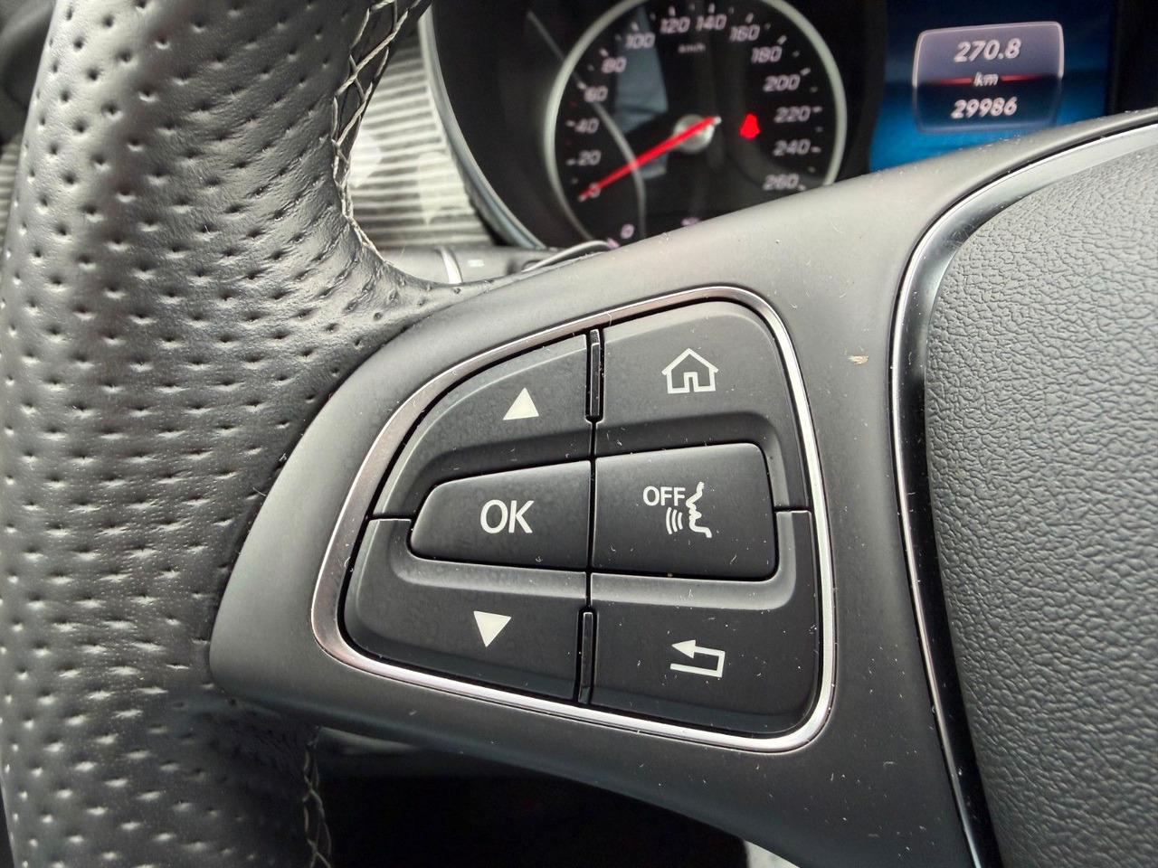 ميكروباص Mercedes-Benz V 250 AVANTGARDE ED AHK Tisch 6Sitze: صور 19 ميكروباص Mercedes-Benz V 250 AVANTGARDE ED AHK Tisch 6Sitze: صور 19