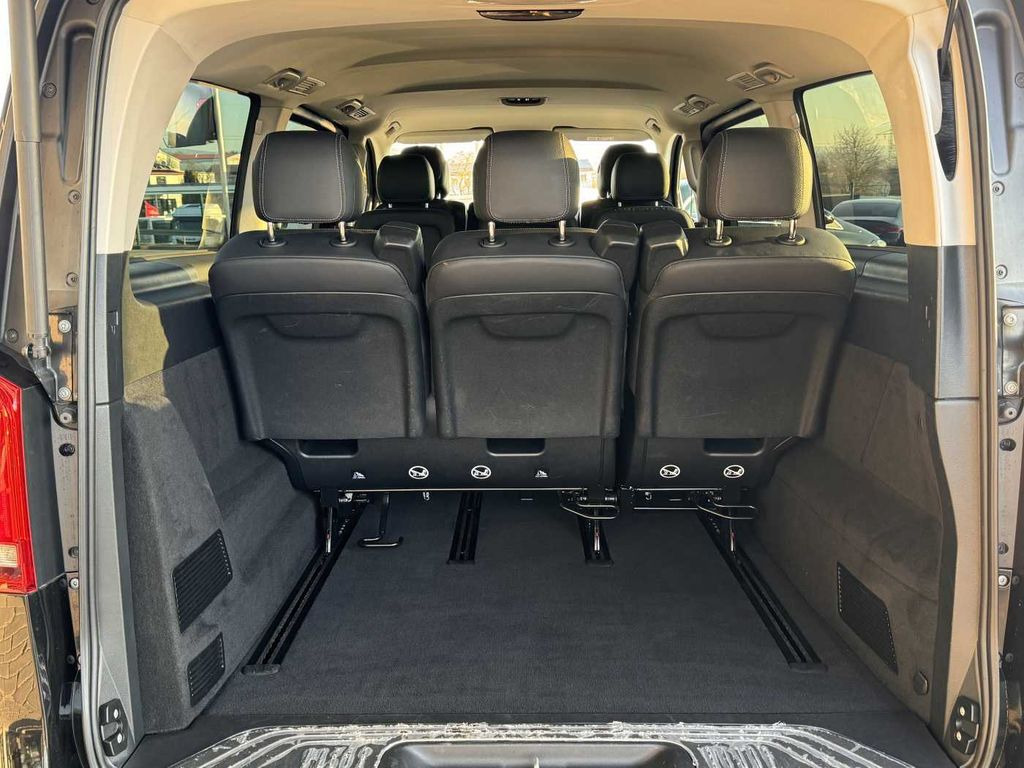 سيارة Mercedes-Benz V 300 d AVA 4MATIC 3430 DISTRONIC AHK2,5 360: صور 6
