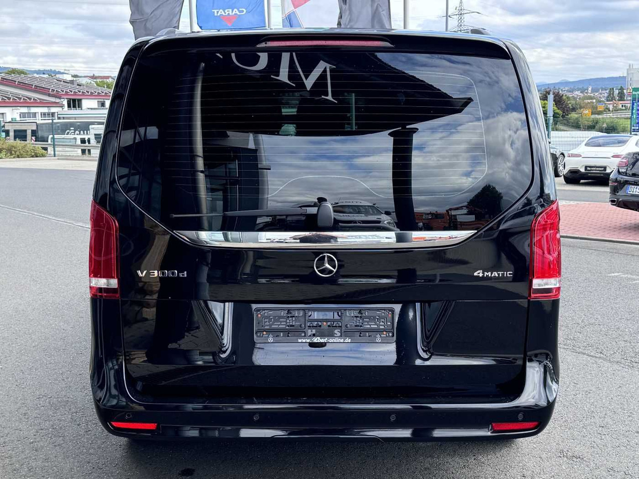 Mercedes-Benz V 300 d AVA AMG 4MATIC AIRMATIC Sitzklima el Tür - ميكروباص: صور 5 Mercedes-Benz V 300 d AVA AMG 4MATIC AIRMATIC Sitzklima el Tür - ميكروباص: صور 5