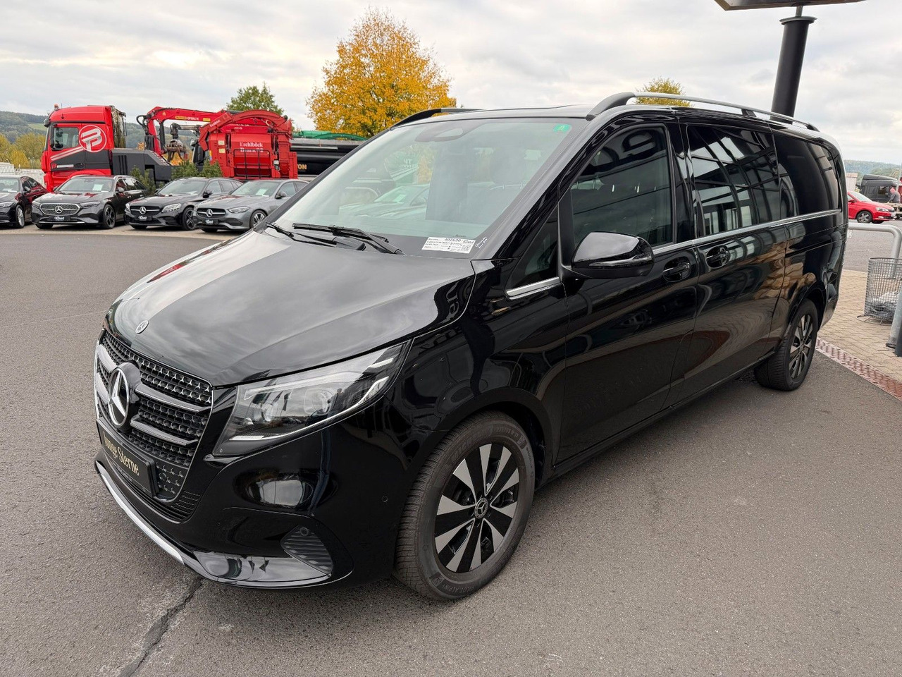 Mercedes-Benz V 300 d AVANTGARDE Extralang 360Kamera Standh - ميكروباص: صور 3 Mercedes-Benz V 300 d AVANTGARDE Extralang 360Kamera Standh - ميكروباص: صور 3