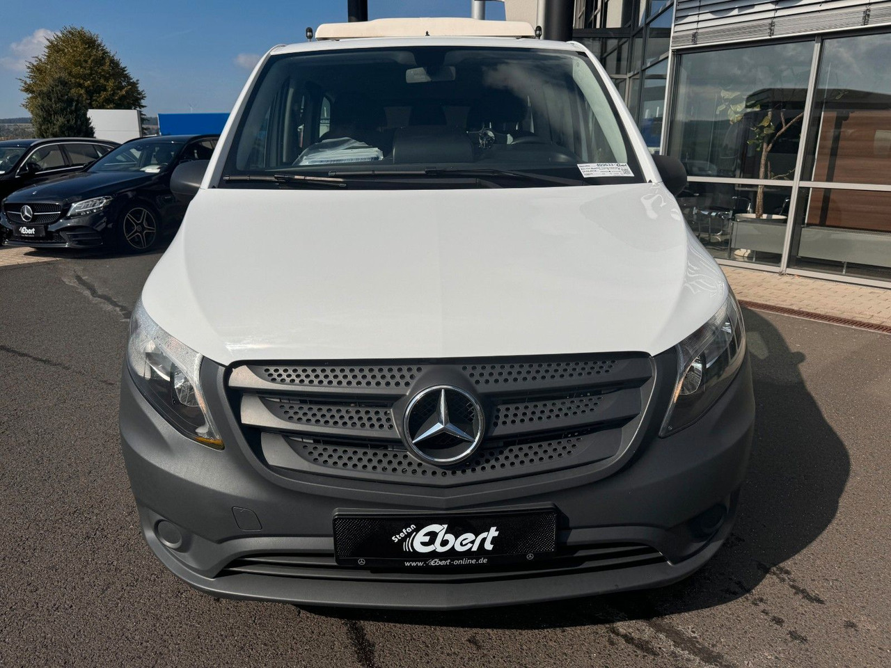 Mercedes-Benz Vito 111 CDI Tourer Begleitfahrzeug BF3+ / WVZ - ميكروباص: صور 2 Mercedes-Benz Vito 111 CDI Tourer Begleitfahrzeug BF3+ / WVZ - ميكروباص: صور 2