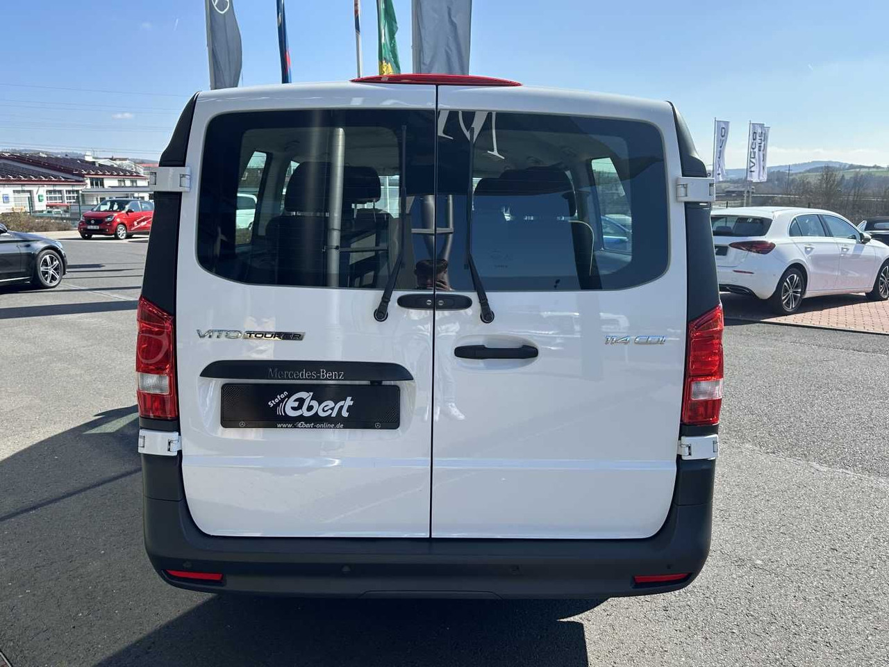 Mercedes-Benz Vito 114 CDI Tourer 8Sitze Klima Audio40 Kamera - ميكروباص: صور 5 Mercedes-Benz Vito 114 CDI Tourer 8Sitze Klima Audio40 Kamera - ميكروباص: صور 5