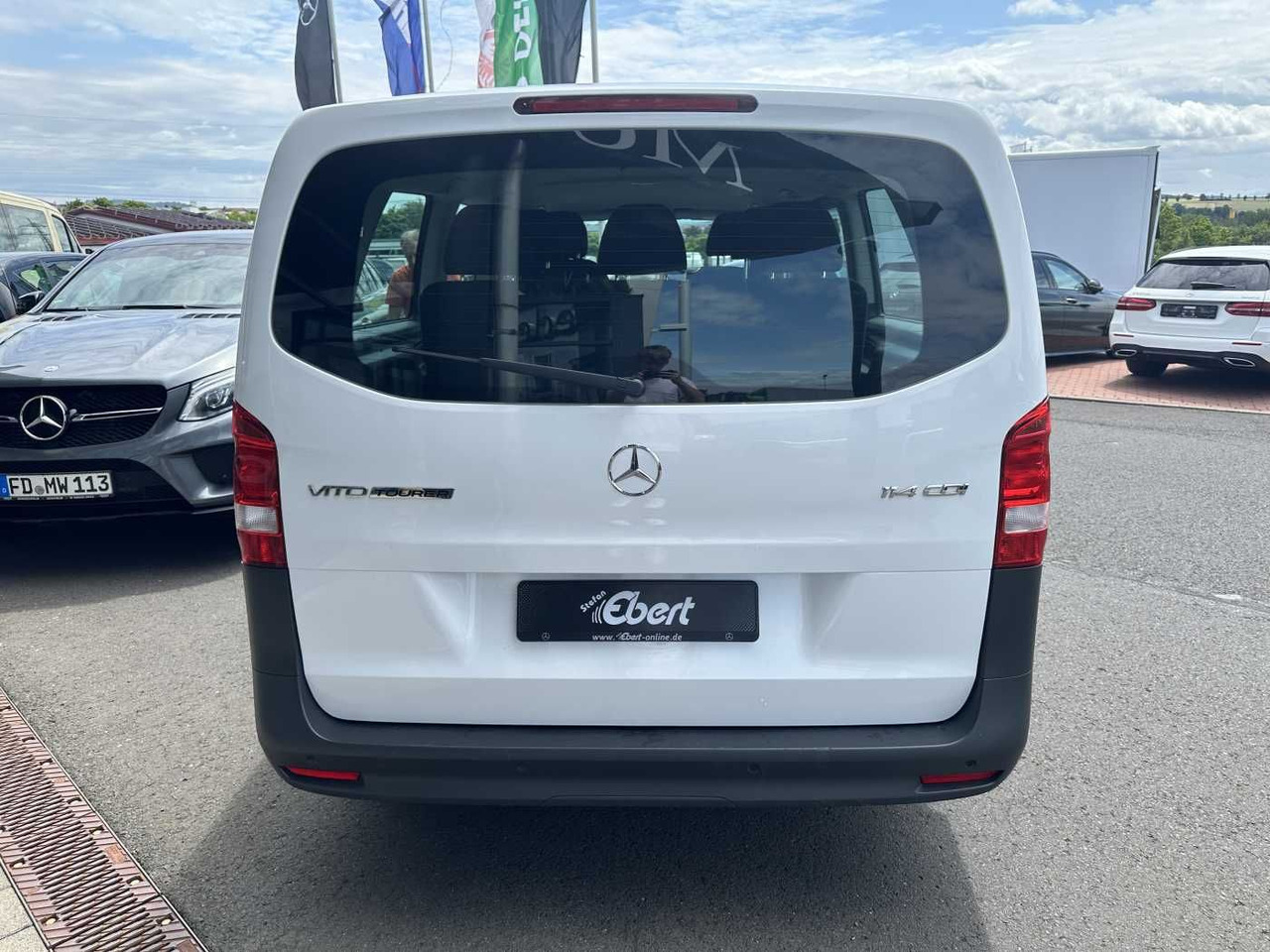 Mercedes-Benz Vito 114 CDI Tourer 9G Klima Audio40 Extralang - ميكروباص: صور 5 Mercedes-Benz Vito 114 CDI Tourer 9G Klima Audio40 Extralang - ميكروباص: صور 5