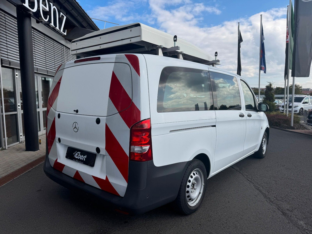 Mercedes-Benz Vito 114 CDI Tourer Begleitfahrzeug BF3+ / WVZ - فان: صور 4 Mercedes-Benz Vito 114 CDI Tourer Begleitfahrzeug BF3+ / WVZ - فان: صور 4