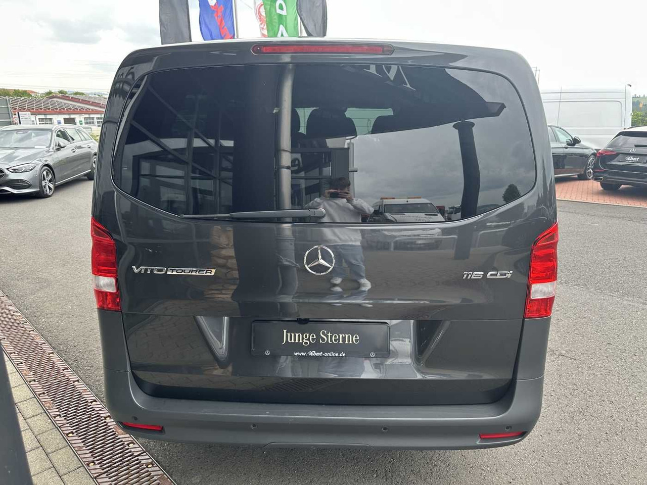 Mercedes-Benz Vito 116 CDI Tourer 3430 9G 2xKlima Kamera - ميكروباص: صور 5 Mercedes-Benz Vito 116 CDI Tourer 3430 9G 2xKlima Kamera - ميكروباص: صور 5
