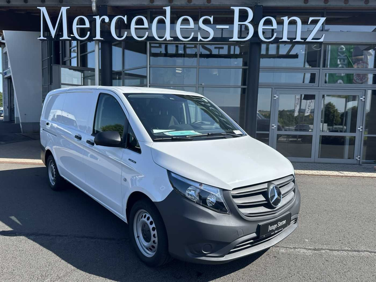 Mercedes-Benz eVito 112 Klima Kamera Navi SHZ Tempomat - فان المدمجة, فان كهربائية: صور 1 Mercedes-Benz eVito 112 Klima Kamera Navi SHZ Tempomat - فان المدمجة, فان كهربائية: صور 1
