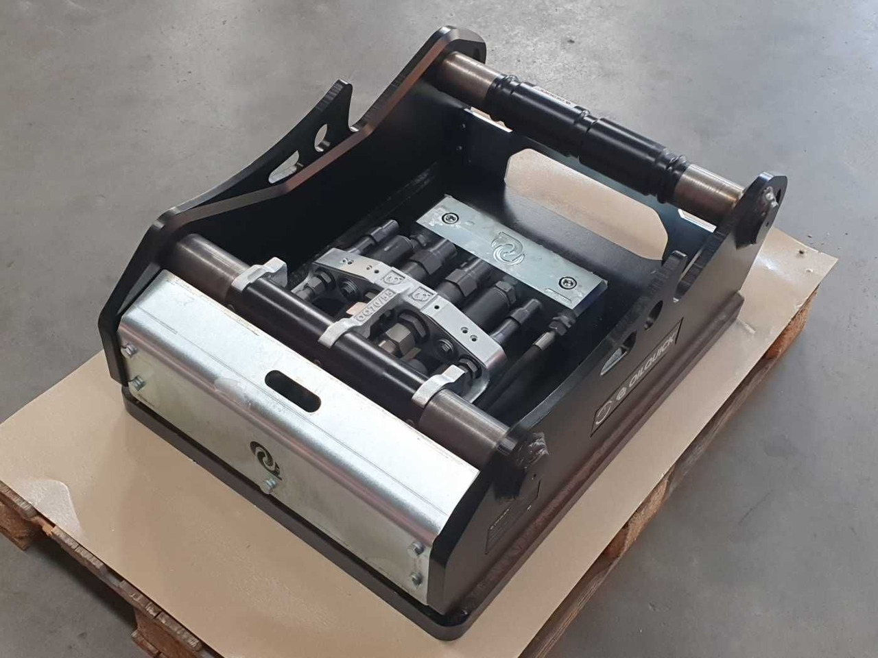 OilQuick OQ70/55 Adapterplatte für Westtech NEU - وصلة الربط للمعدات المعلقة: صور 4 OilQuick OQ70/55 Adapterplatte für Westtech NEU - وصلة الربط للمعدات المعلقة: صور 4