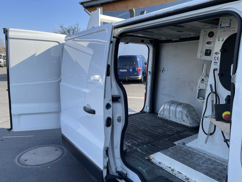 مصاعد الازدهار محمولة على شاحنة, الشاحنات الصغيرة Renault Trafic dCi 120 L1H1 / TIME France ETL 21 8m: صور 12