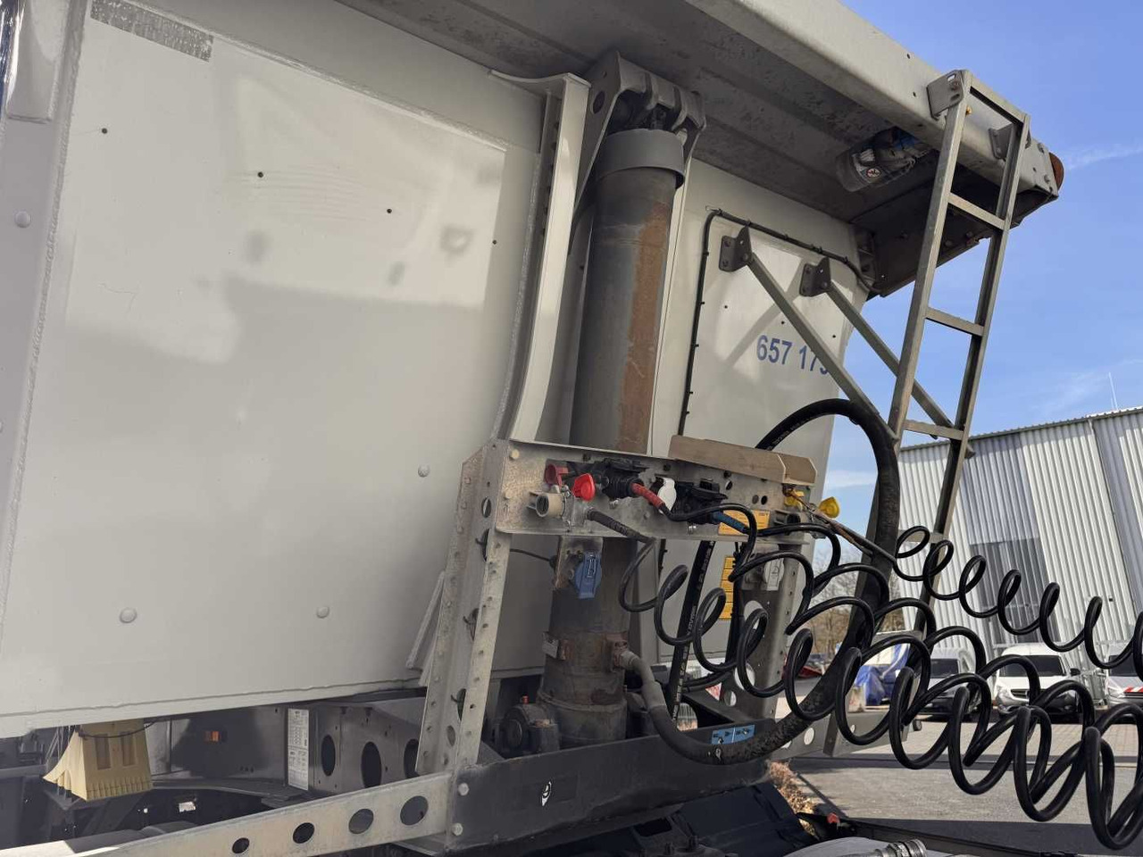 قلابة نصف مقطورة Schmitz Cargobull SGF*S3 SKI 24 SL 7.2 Mulde 23m³ Liftachse 5x Schmitz Cargobull SGF*S3 SKI 24 SL 7.2 Alu-Mulde 23m³ Liftachse: صور 9