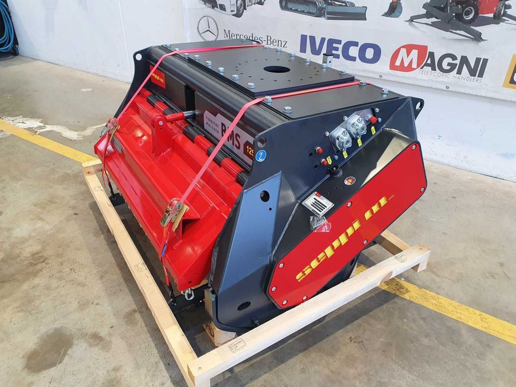 Seppi M. BMS 125 / 13-30t /Forstmulcher/lagernd! - ماكينات قطع الحشائش الغابات: صور 3 Seppi M. BMS 125 / 13-30t /Forstmulcher/lagernd! - ماكينات قطع الحشائش الغابات: صور 3