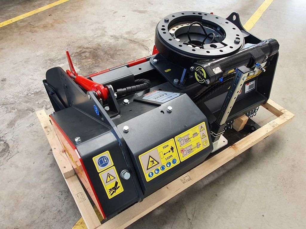 Seppi M. BMS-F 125 Forstmulcher 10-20t Drehmotor - ماكينات قطع الحشائش الغابات: صور 5 Seppi M. BMS-F 125 Forstmulcher 10-20t Drehmotor - ماكينات قطع الحشائش الغابات: صور 5