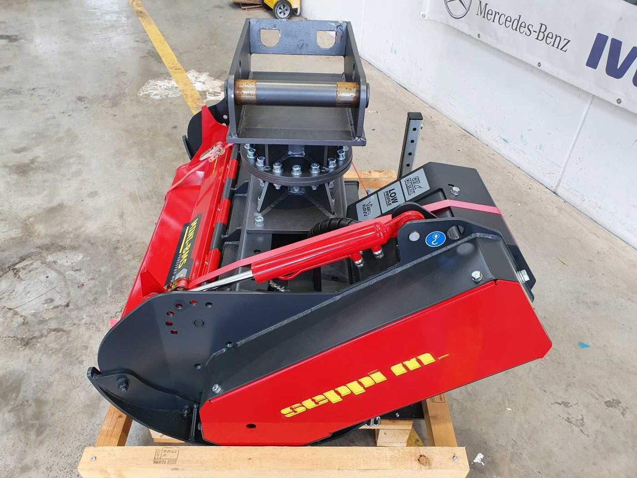 Seppi M. MINI-BMS 105 Forstmulcher MS08 / NEU - ماكينات قطع الحشائش الغابات: صور 2 Seppi M. MINI-BMS 105 Forstmulcher MS08 / NEU - ماكينات قطع الحشائش الغابات: صور 2