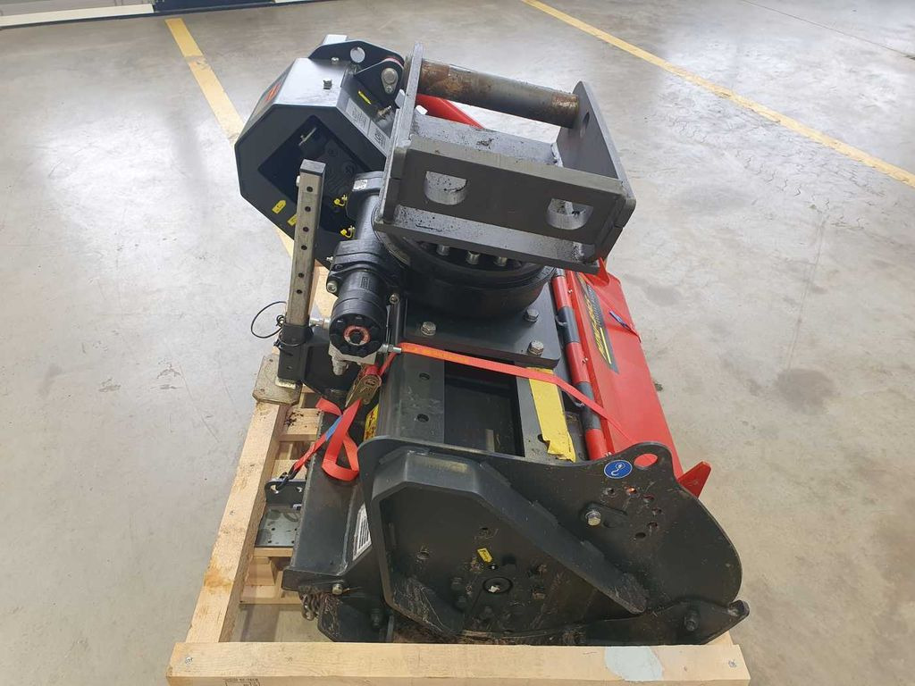 Seppi M. MINI-BMS 105 Mulcher / DEMO / Drehmotor  - ماكينات قطع الحشائش الغابات: صور 5 Seppi M. MINI-BMS 105 Mulcher / DEMO / Drehmotor  - ماكينات قطع الحشائش الغابات: صور 5